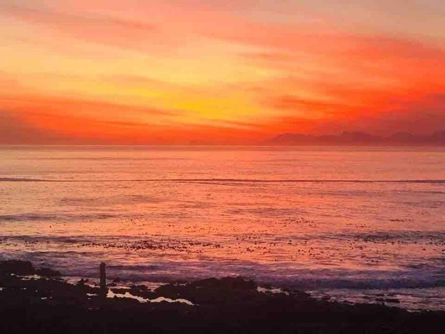 Casa Balena - Gansbaai Seafront Accommodation, Back-Up Power Luaran gambar